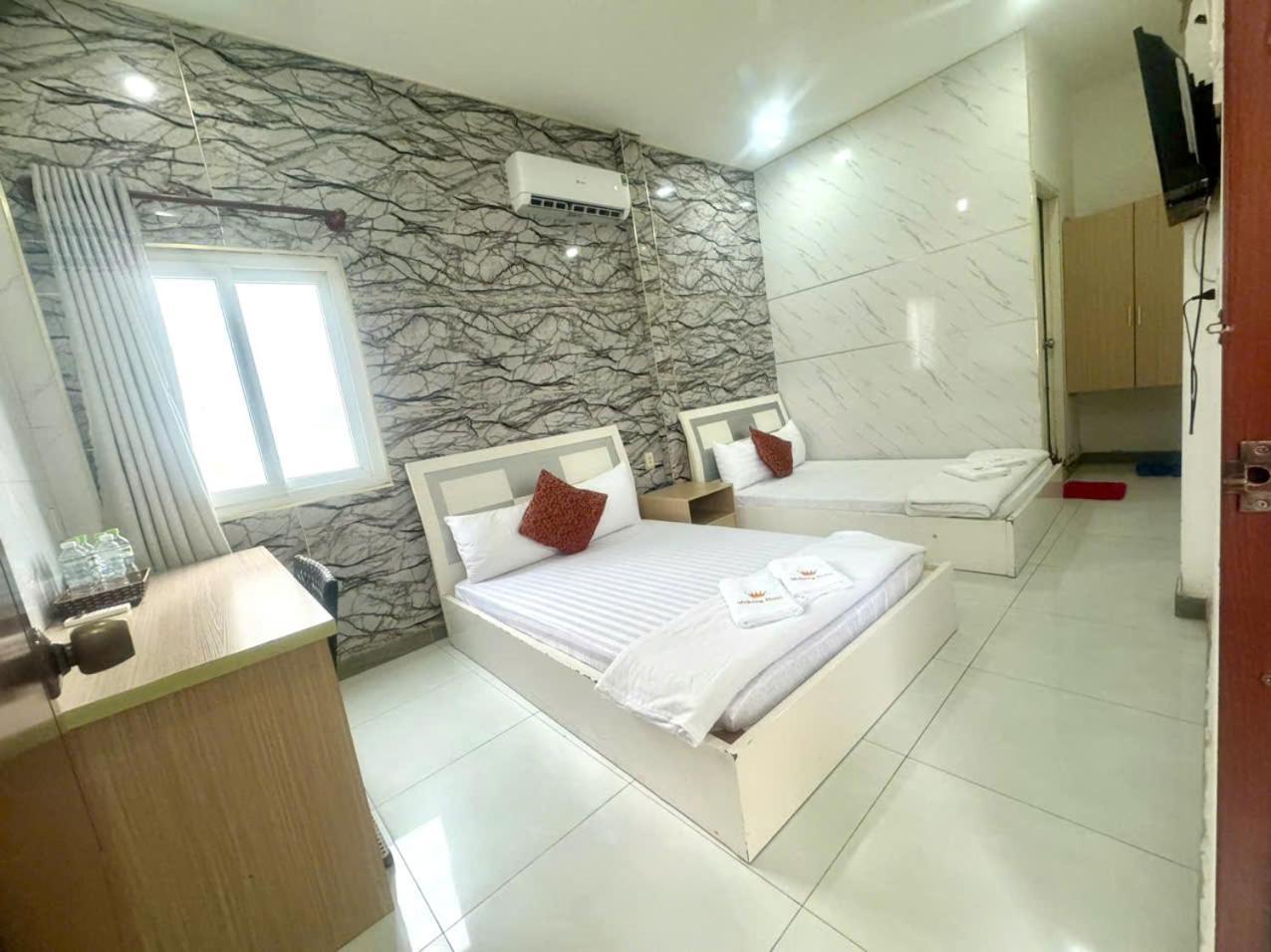 Mekong Hotel & Restaurant Ben Tre Exterior photo